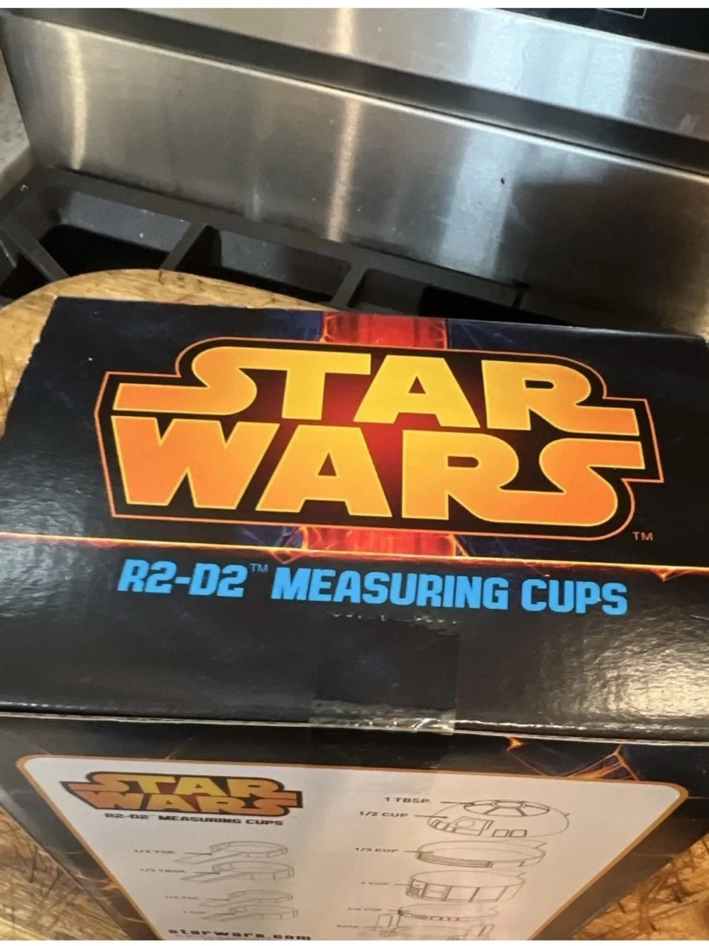 NEW IN FACTORY SEALED BOX! Star Wars R2-D2 Nesting Measuring Cups Set